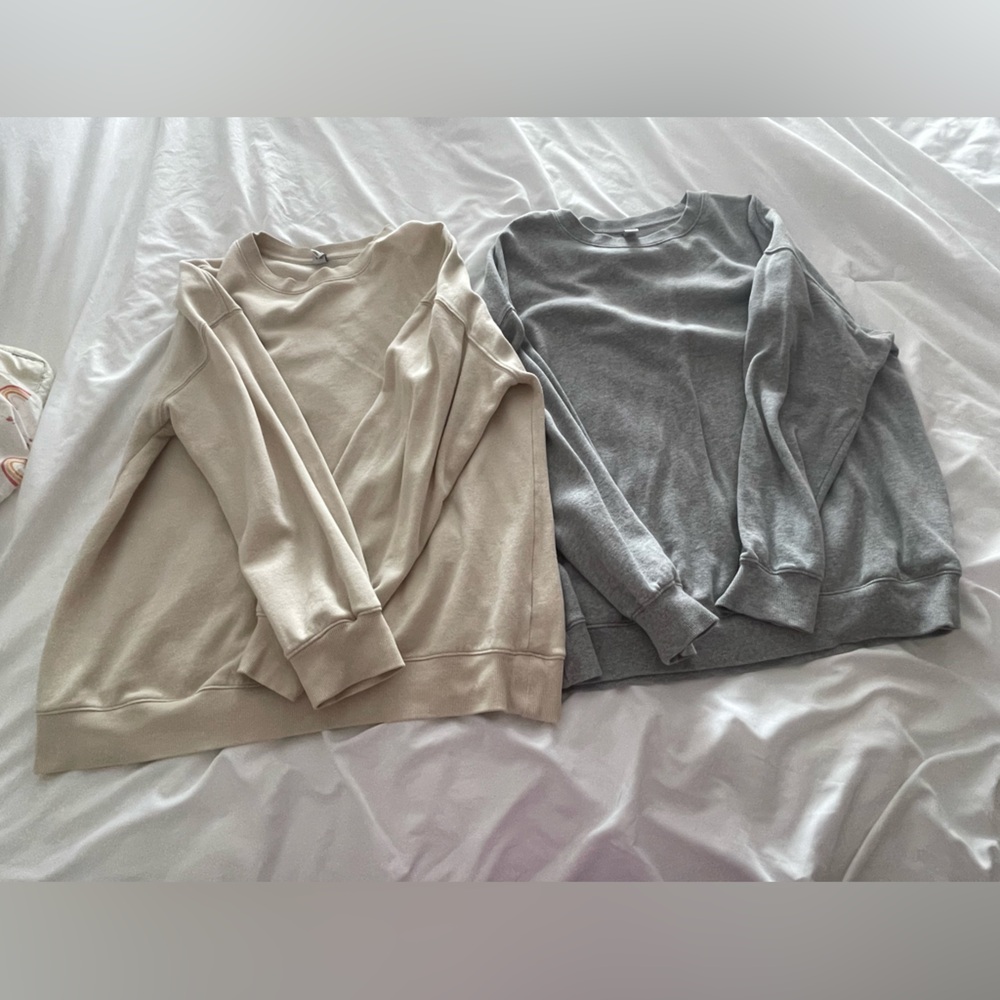 Women’s old navy sweaters